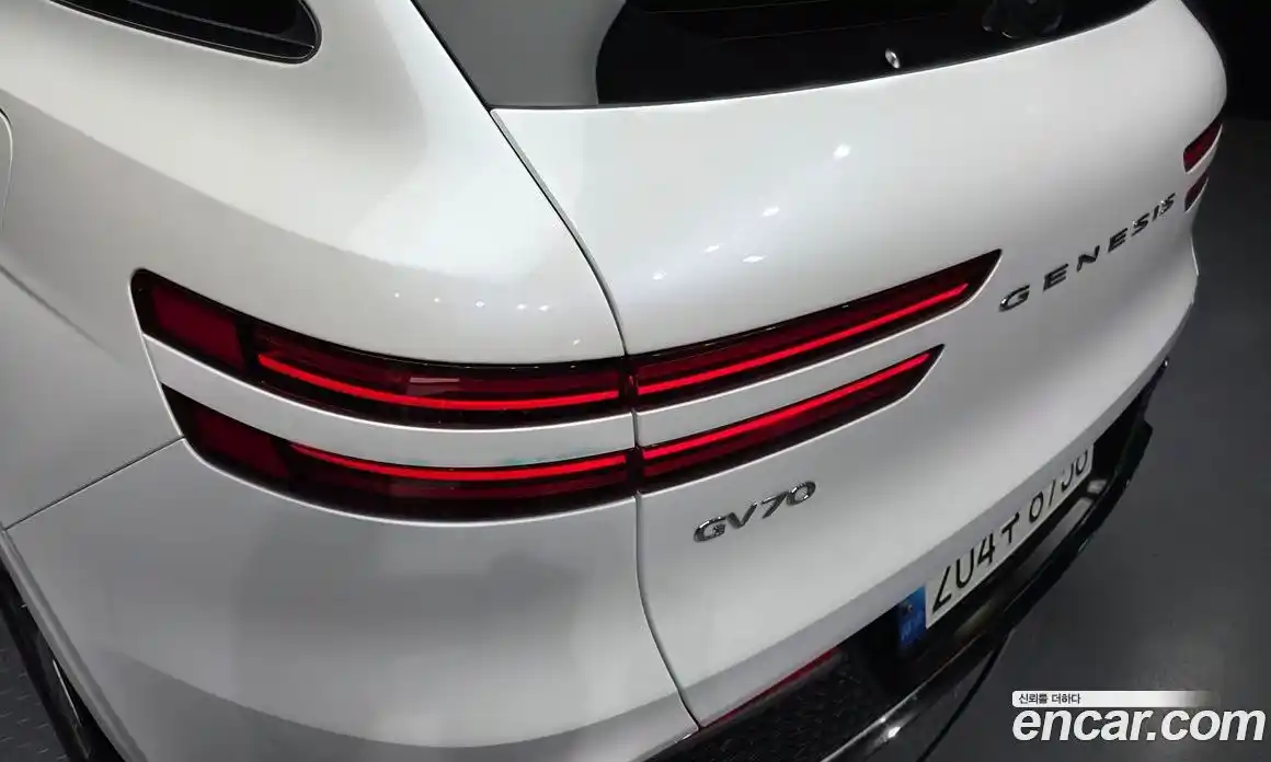 Genesis GV70 2022 2.5 автомат (гидро), фото 9