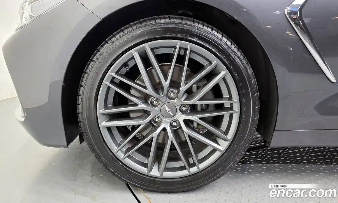 Genesis G70 2018 2.0 автомат (гидро), фото 5