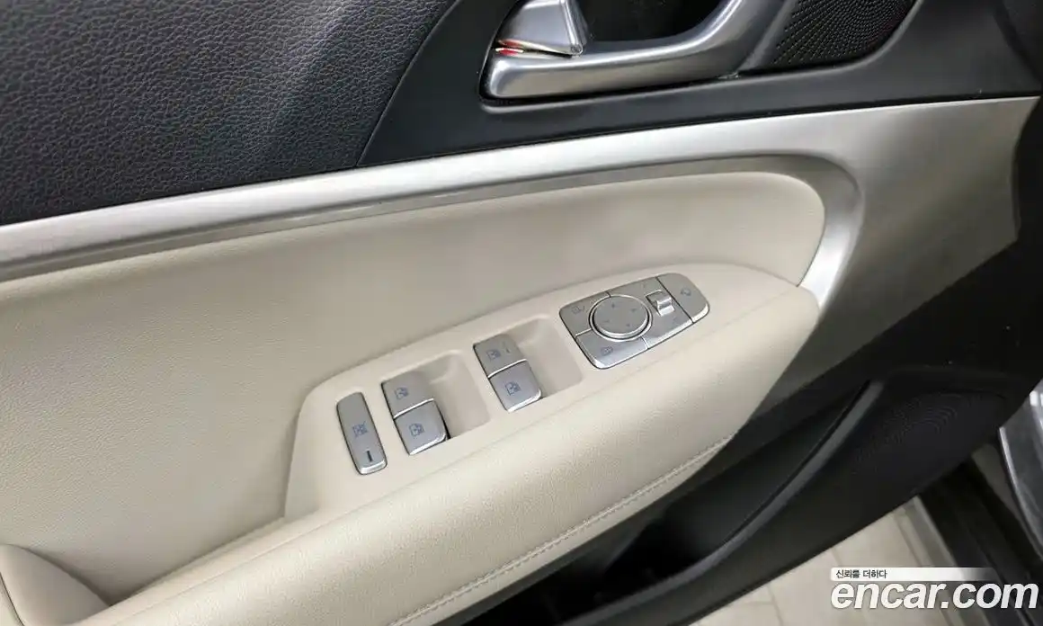 Genesis G70 2020 2.0 автомат (гидро), фото 27