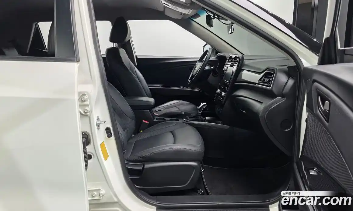 SsangYong TIBOLI 2020 1.5 автомат (гидро), фото 16