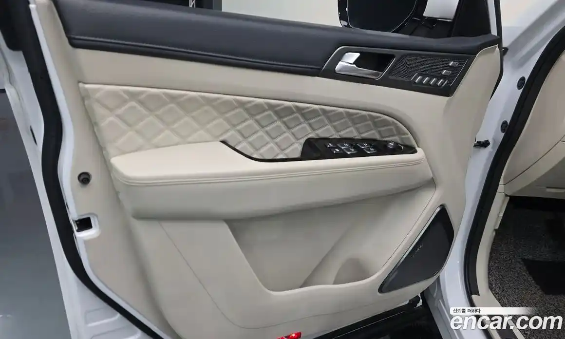 SsangYong Rexton 2019 2.2 автомат (гидро), фото 14