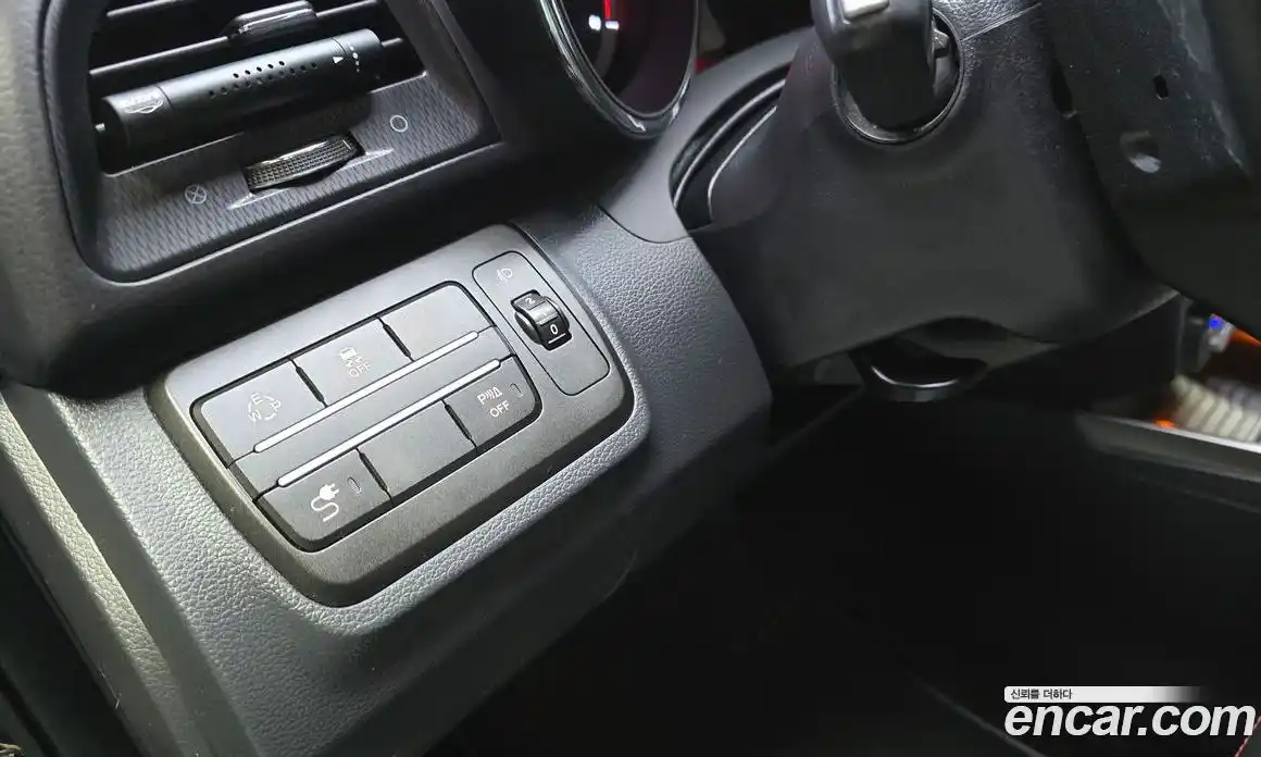 SsangYong TIBOLI 2017 1.6 автомат (гидро), фото 15