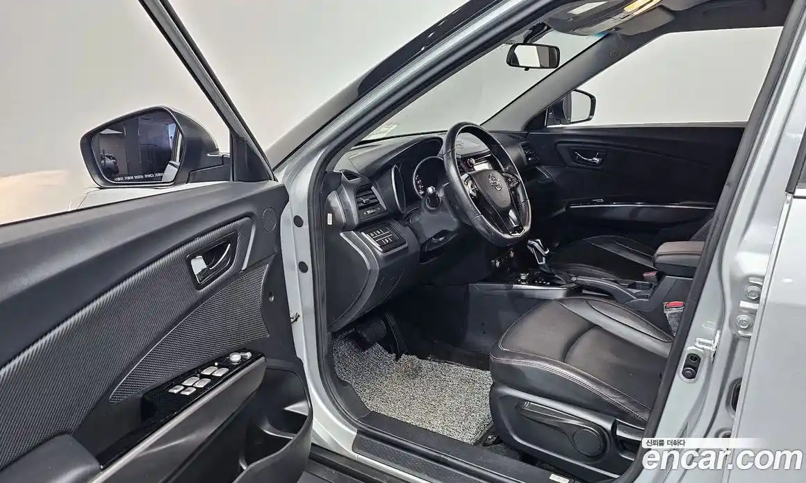 SsangYong TIBOLI 2019 1.6 автомат (гидро), фото 13