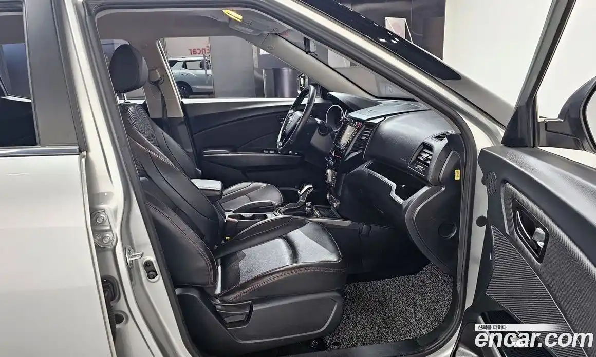 SsangYong TIBOLI 2019 1.6 автомат (гидро), фото 16