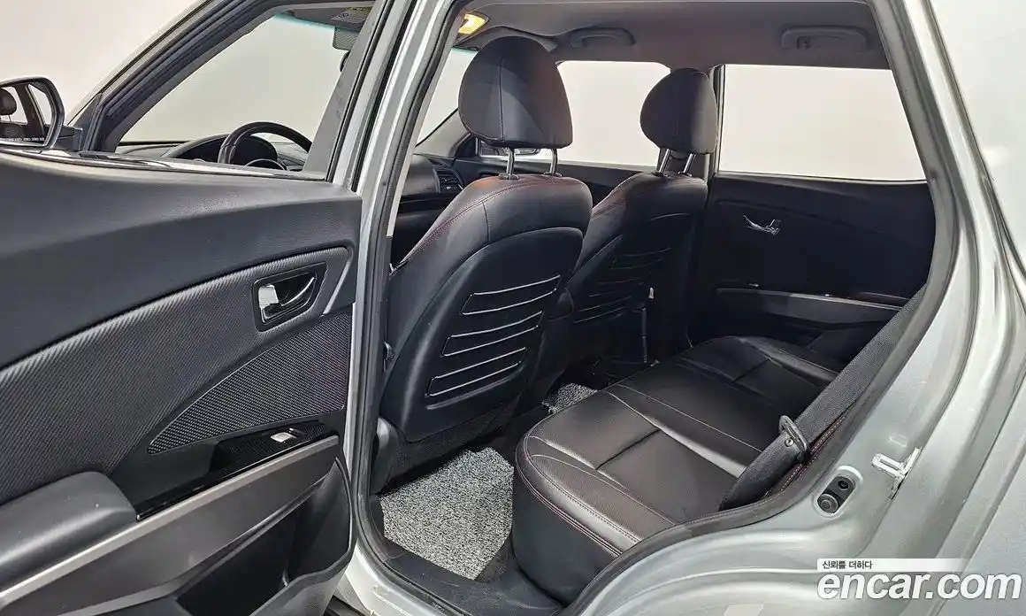 SsangYong TIBOLI 2019 1.6 автомат (гидро), фото 27