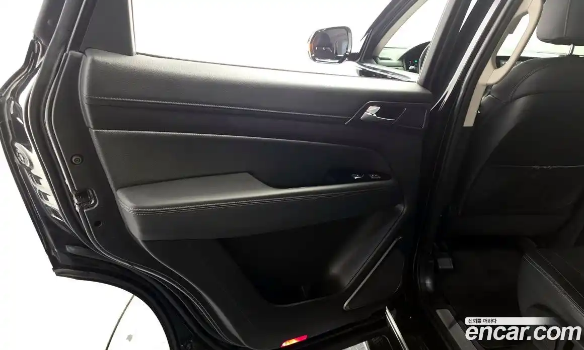 SsangYong Rexton 2019 2.2 автомат (гидро), фото 15
