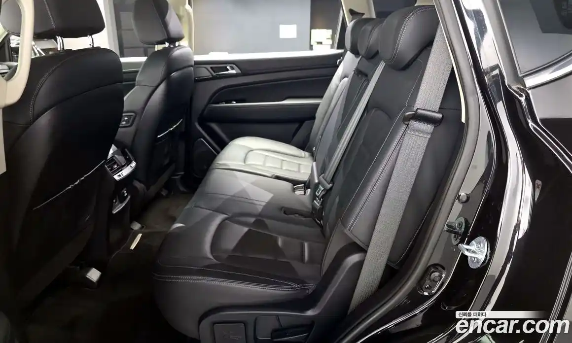 SsangYong Rexton 2019 2.2 автомат (гидро), фото 18