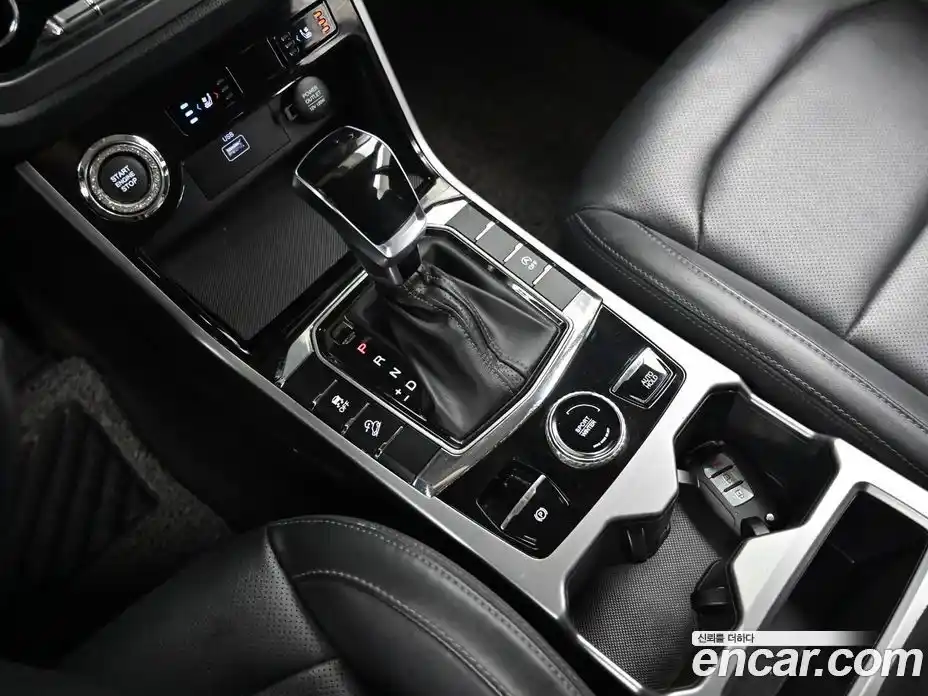 SsangYong Korando 2021 1.5 автомат (гидро), фото 9