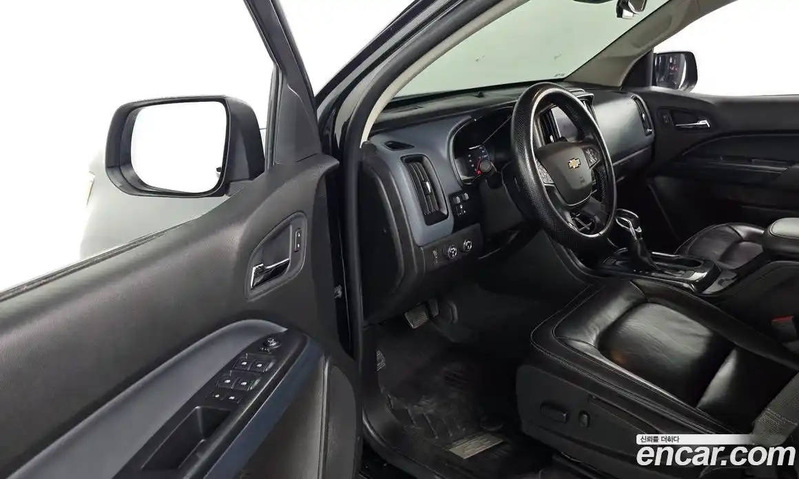 Chevrolet Colorado 2022 3.6 автомат (гидро), фото 13