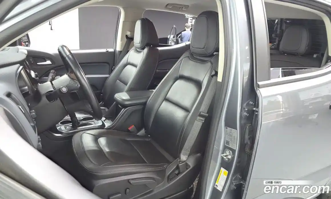 Chevrolet Colorado 2021 3.6 автомат (гидро), фото 25