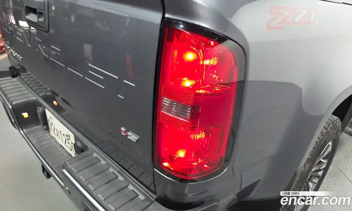 Chevrolet Colorado 2021 3.6 автомат (гидро), фото 9