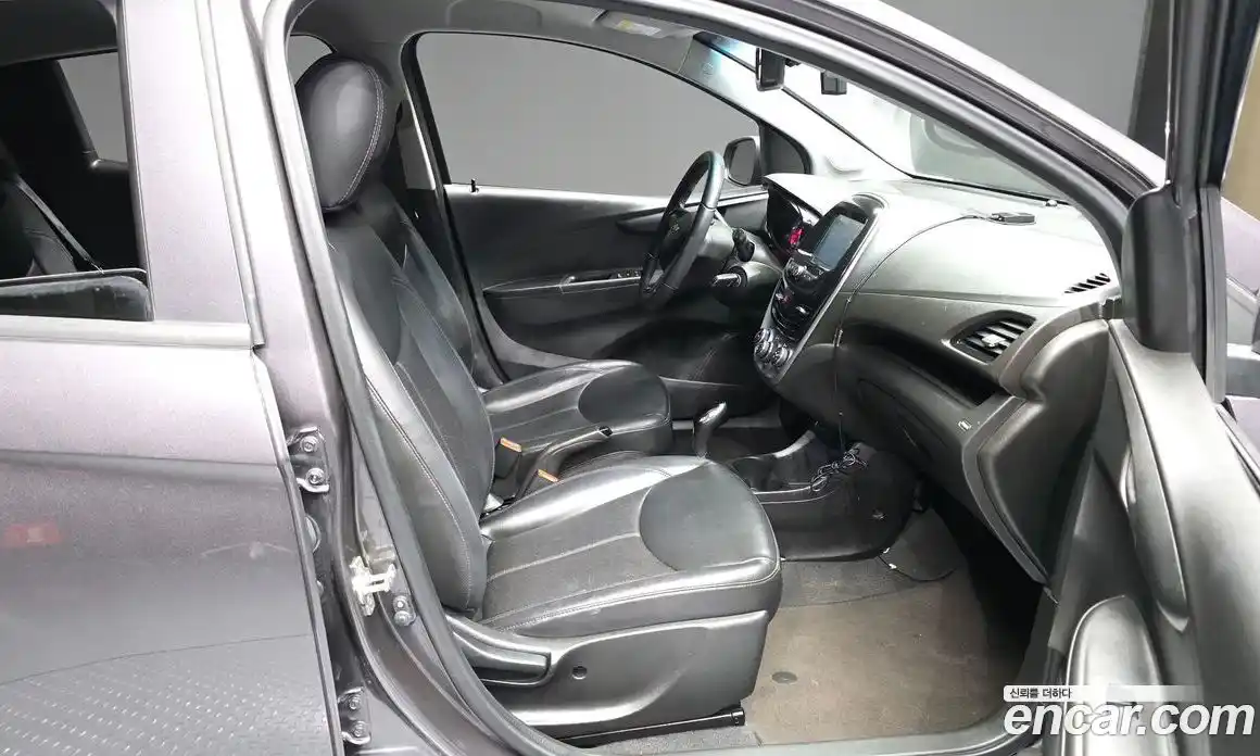Chevrolet Spark 2016 1.0 автомат (гидро), фото 11