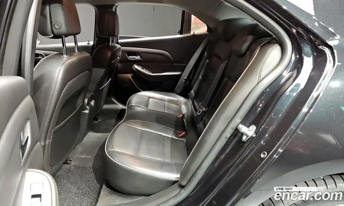 Chevrolet Malibu 2012 2.0 автомат (гидро), фото 13