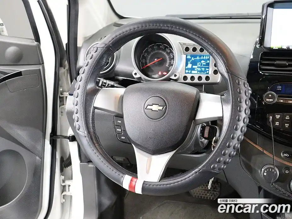Chevrolet Spark 2012 1.0 автомат (гидро), фото 16