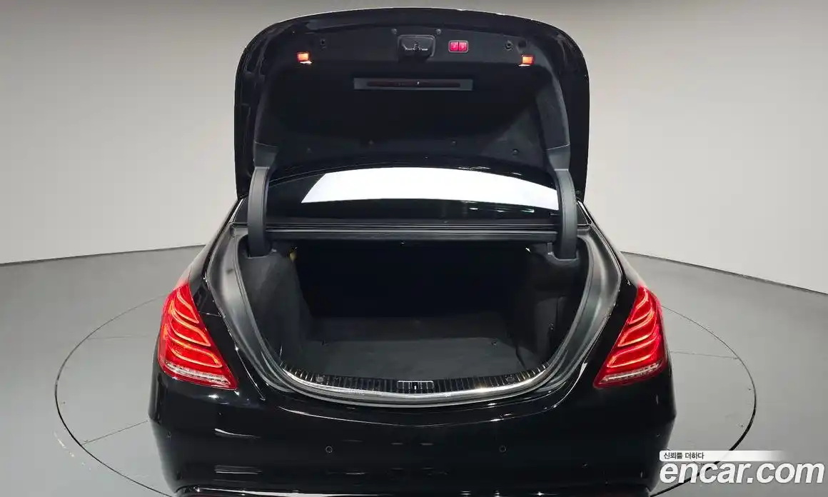 Mercedes-Benz S-Class 2017 5.5 гидро, фото 36 Mercedes-Benz S-Class 2017 5.5 гидро, фото 36