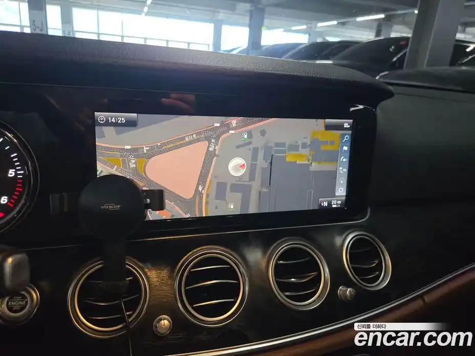 Mercedes-Benz E-Class 2018 1.9 автомат (гидро), фото 15