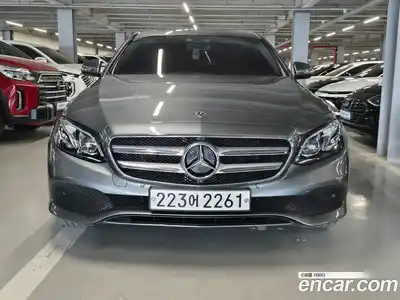 Mercedes-Benz E-Class 2018 1.9 автомат (гидро), миниатюра 2