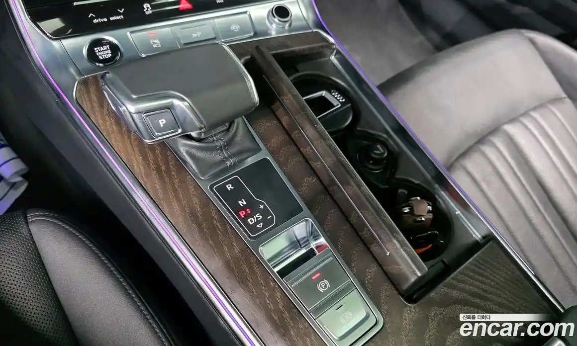 Audi A6 2021 2.0 автомат (гидро), фото 12
