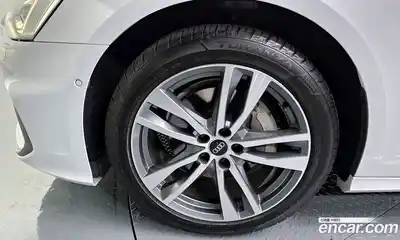 Audi A6 2021 2.0 автомат (гидро), миниатюра 5
