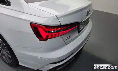 Audi A6 2021 2.0 автомат (гидро), миниатюра 9