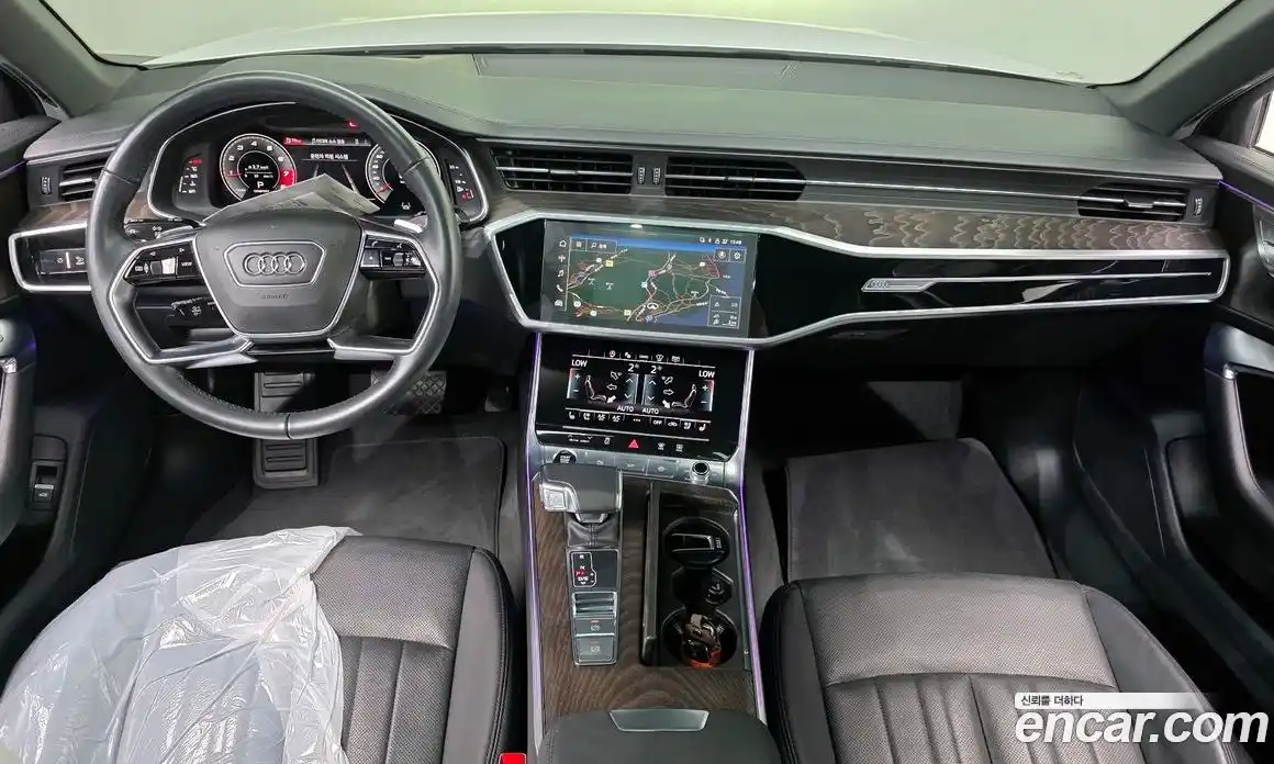 Audi A6 2021 2.0 автомат (гидро), фото 10
