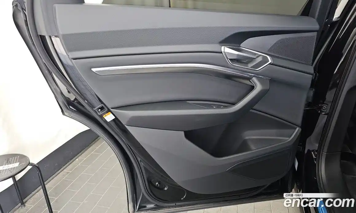 Audi e-tron 2021 0.2 автомат (гидро), фото 15
