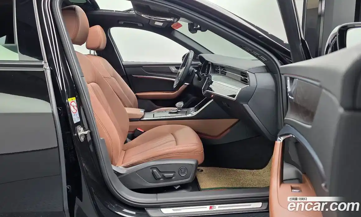 Audi A6 2019 2.0 автомат (гидро), фото 15