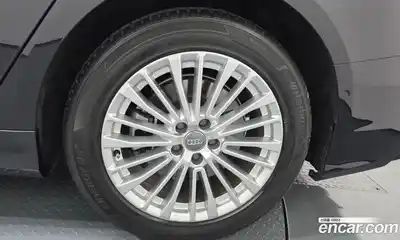 Audi A6 2019 2.0 автомат (гидро), миниатюра 6