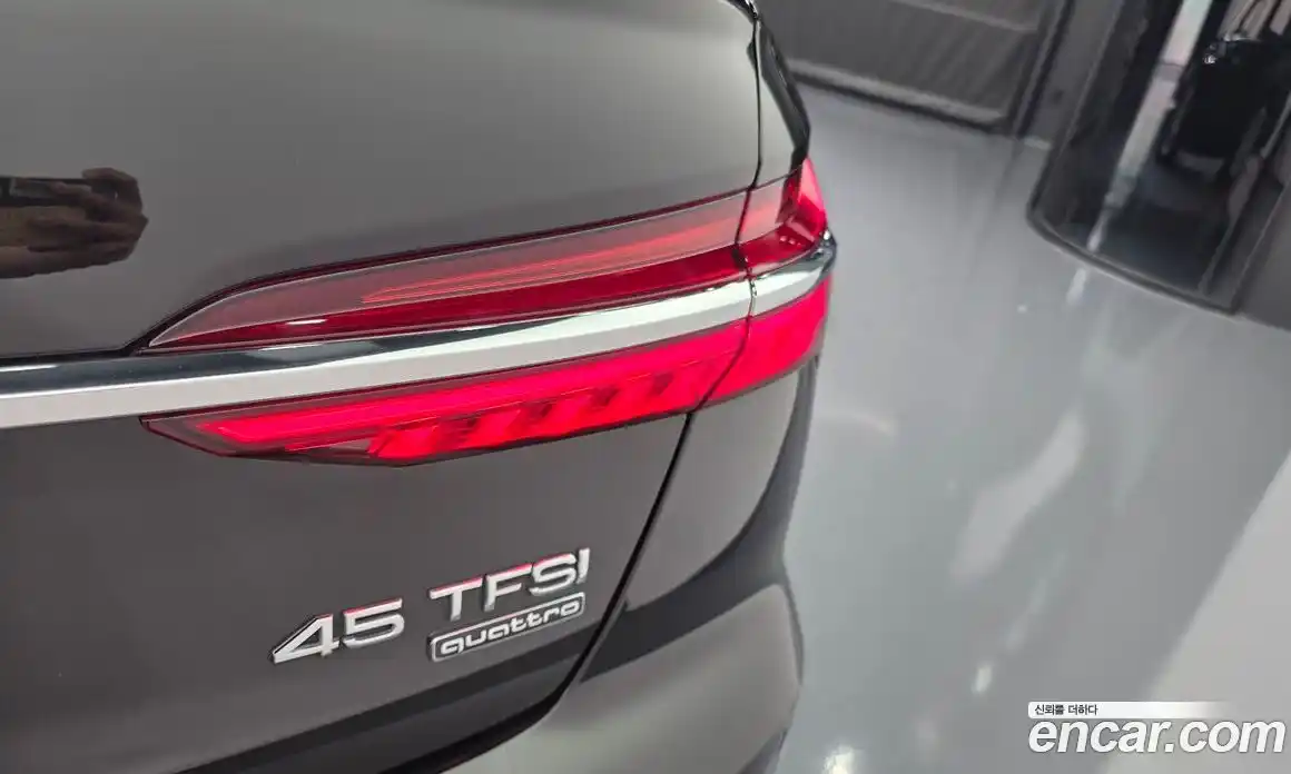 Audi A6 2019 2.0 автомат (гидро), фото 8