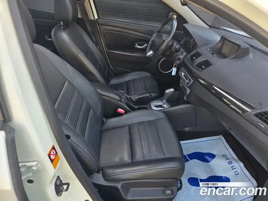 Renault SM3 2013 1.6 гидро, фото 17