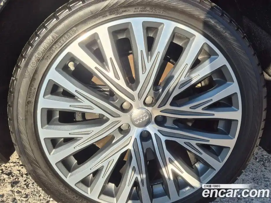 Audi A8 2020 4.0 автомат (гидро), фото 16