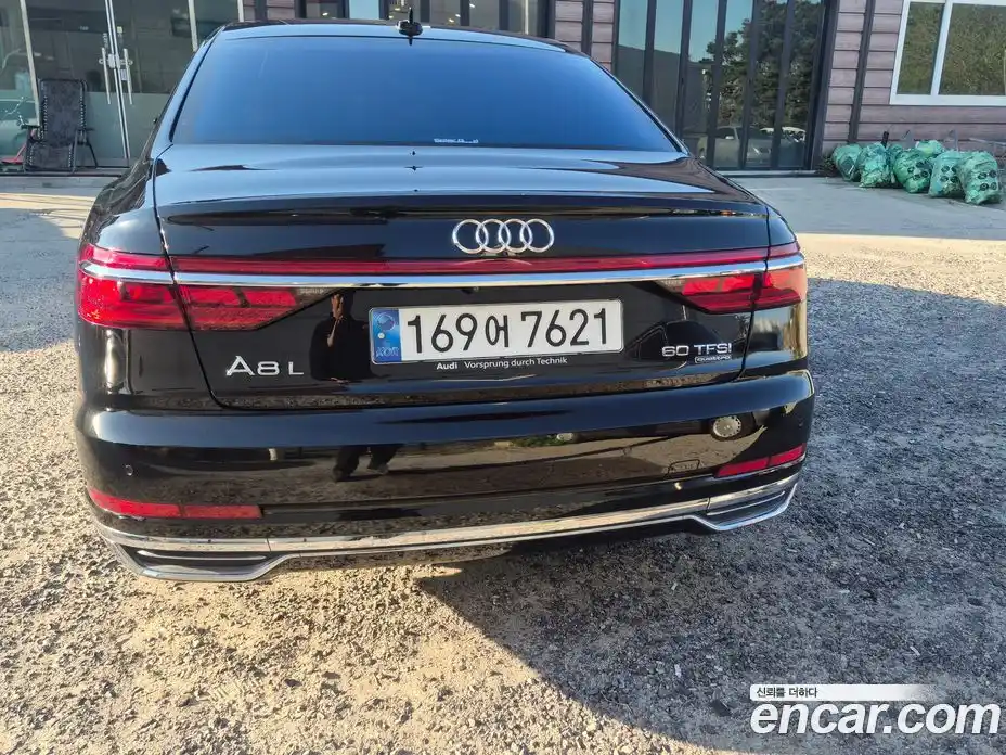 Audi A8 2020 4.0 автомат (гидро), фото 4