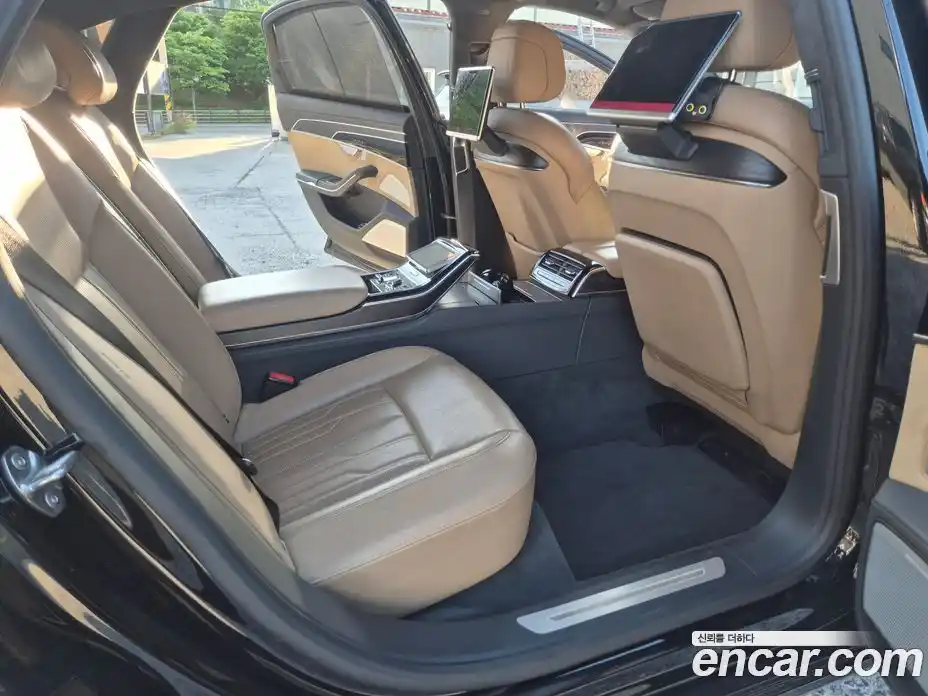 Audi A8 2020 4.0 автомат (гидро), фото 9