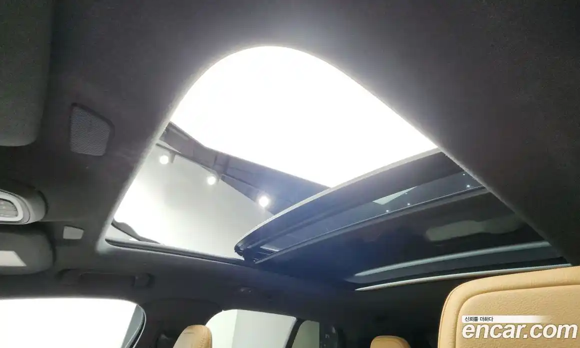 Volvo XC40 2020 2.0 автомат (гидро), фото 25