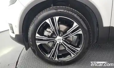 Volvo XC40 2020 2.0 автомат (гидро), миниатюра 5