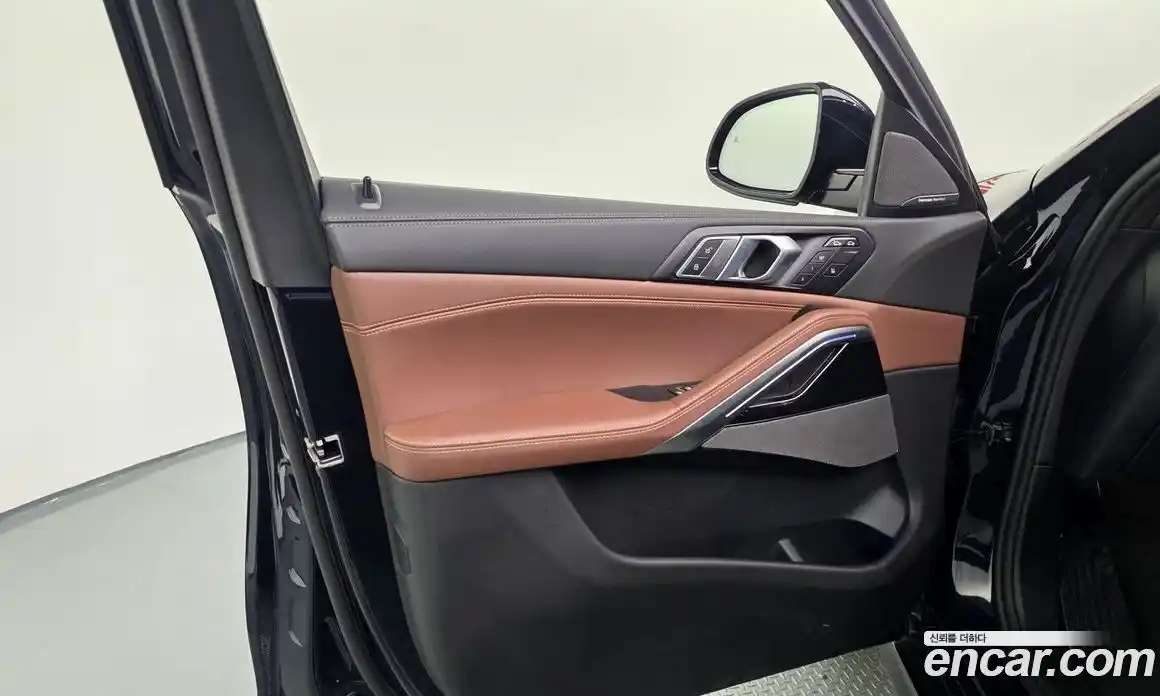 BMW X6 2025 3.0 автомат (гидро), фото 14
