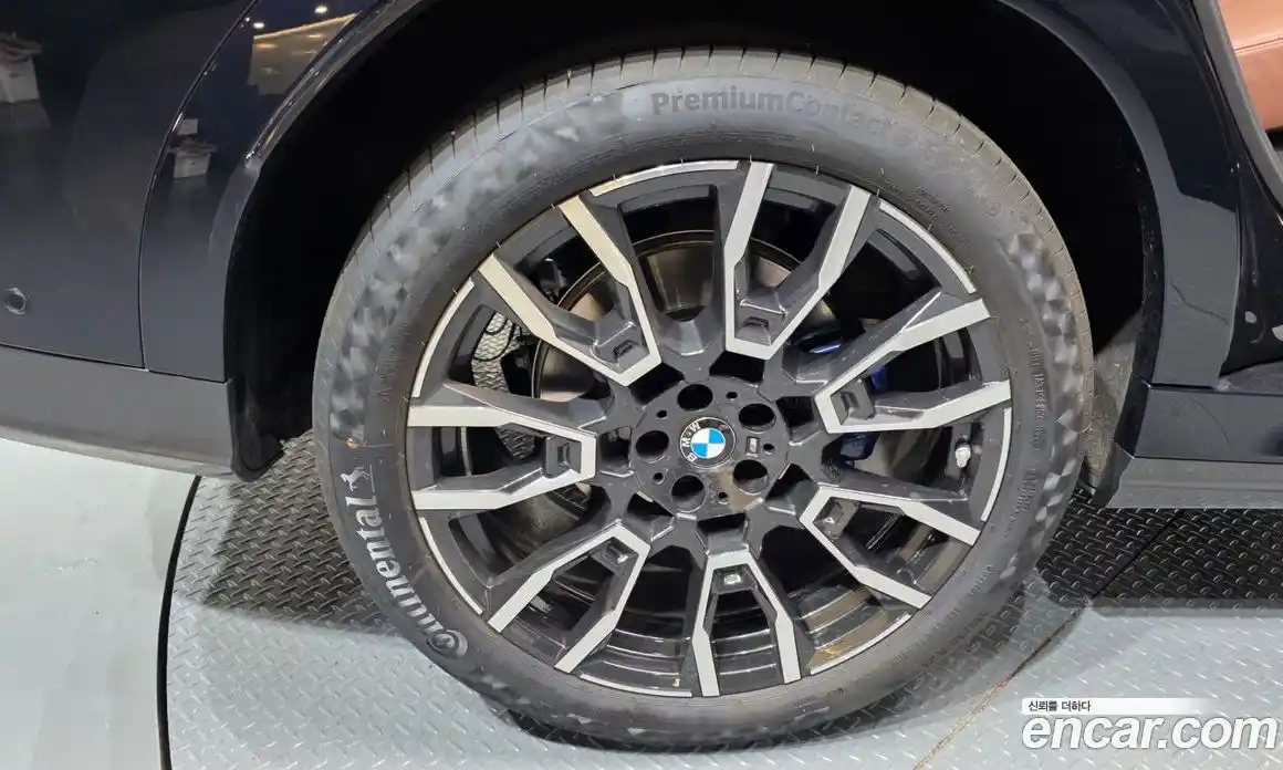 BMW X6 2025 3.0 автомат (гидро), фото 5