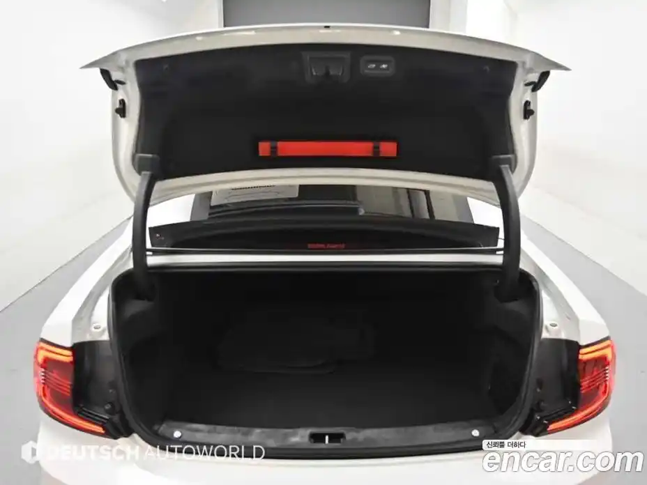 Volvo S90 2021 2.0 автомат (гидро), фото 19