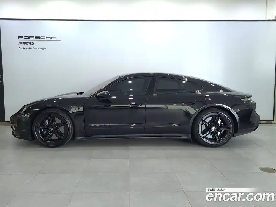 Porsche Taycan 2025 0.1 автомат (гидро), фото 12