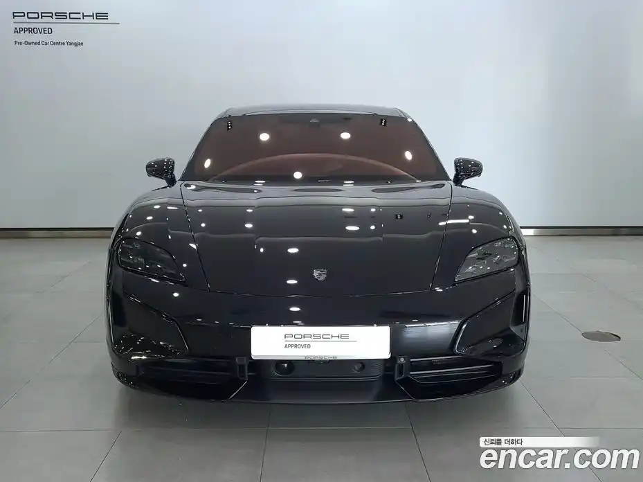 Porsche Taycan 2025 0.1 автомат (гидро), фото 3