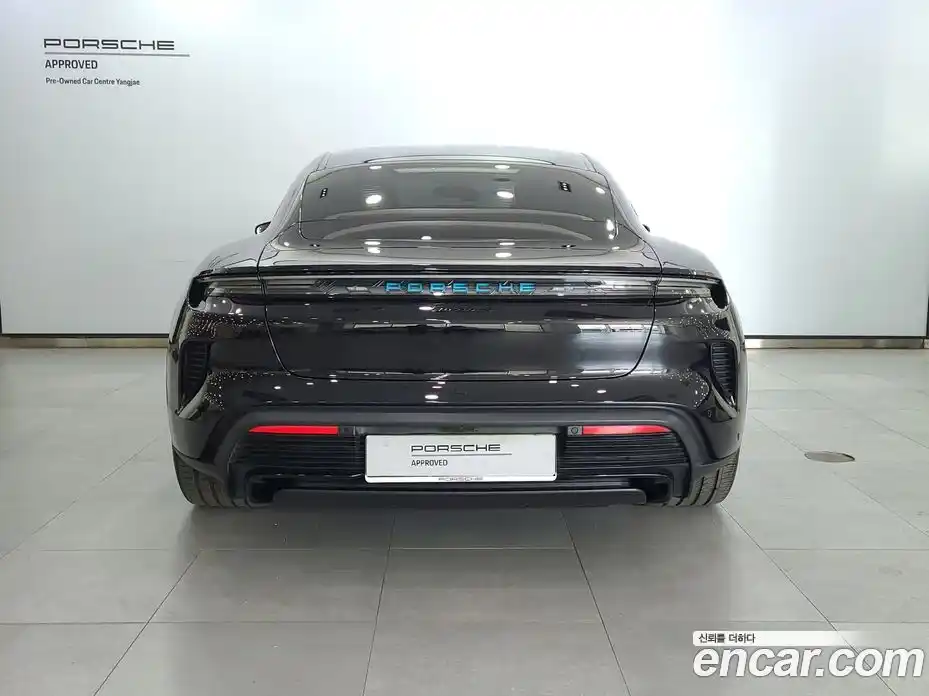 Porsche Taycan 2025 0.1 автомат (гидро), фото 4