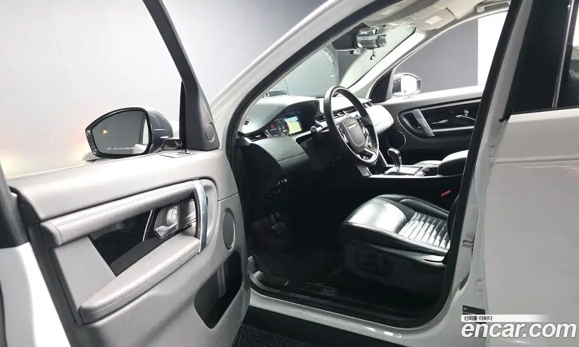 Land Rover Discovery Sport 2020 2.0 автомат (гидро), фото 13
