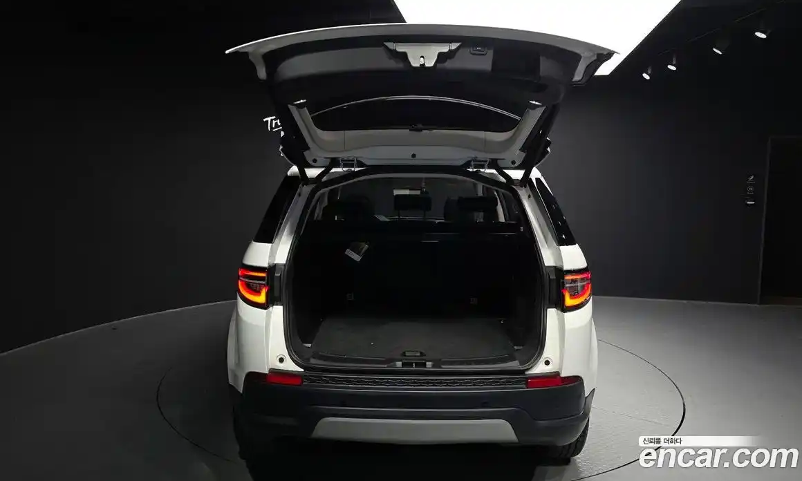 Land Rover Discovery Sport 2020 2.0 автомат (гидро), фото 26