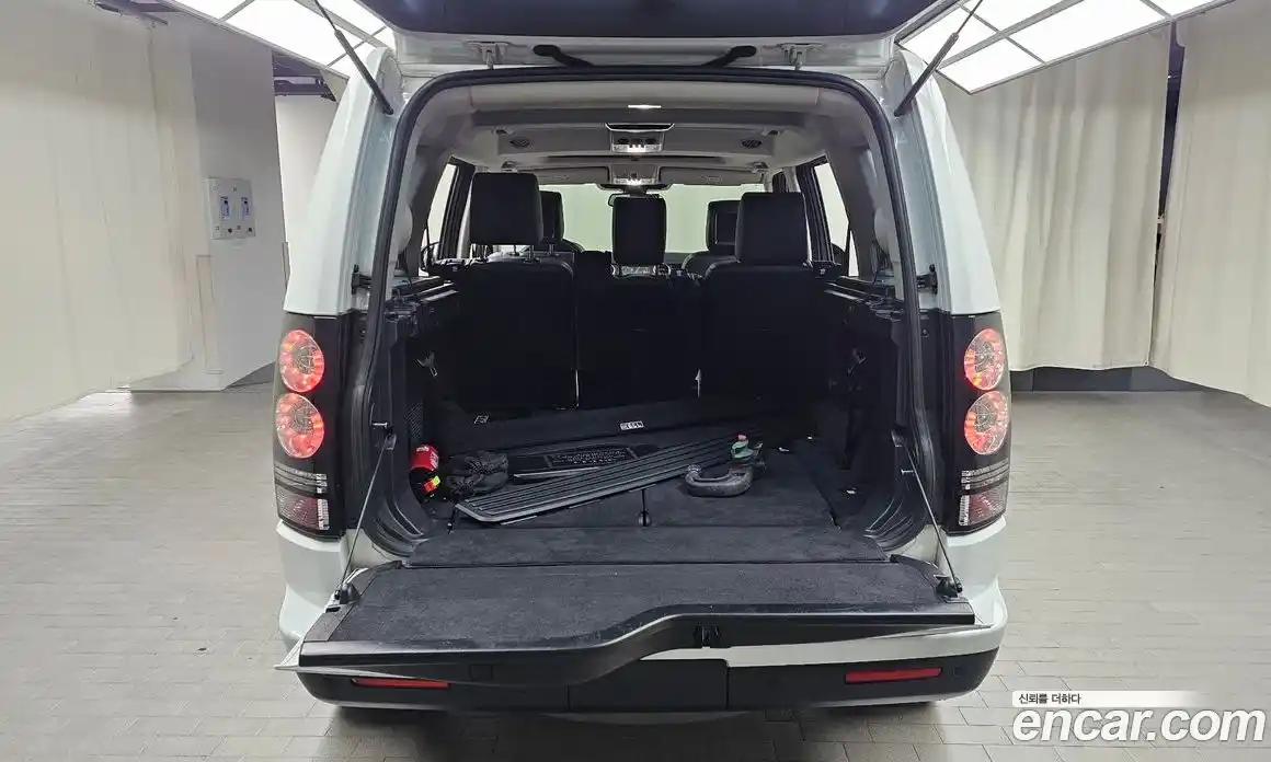 Land Rover Discovery 2016 3.0 автомат (гидро), фото 20