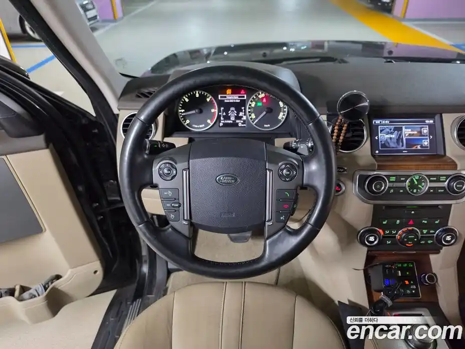 Land Rover Discovery 2016 3.0 автомат (гидро), фото 13
