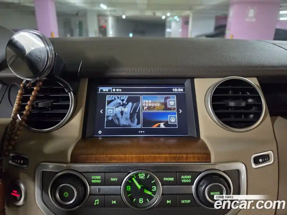 Land Rover Discovery 2016 3.0 автомат (гидро), фото 15