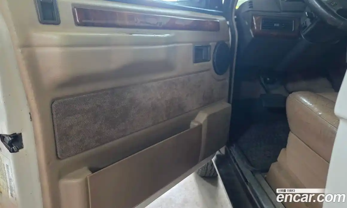 Land Rover Range Rover 2024 3.9 автомат (гидро), фото 11