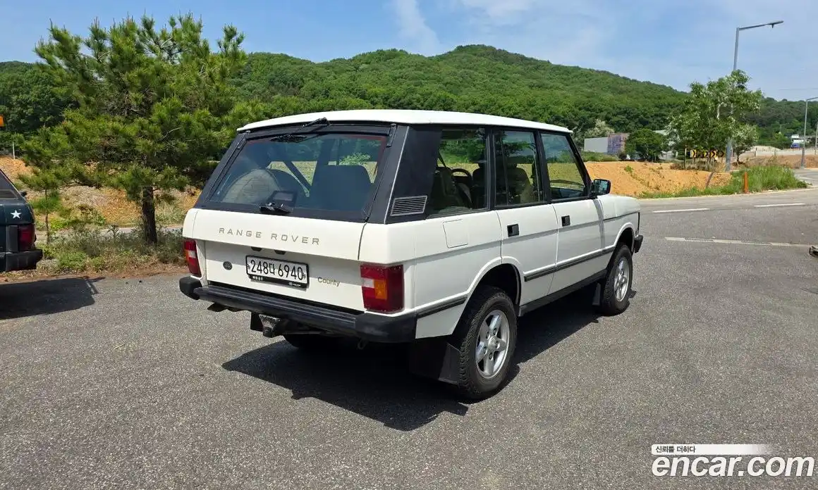Land Rover Range Rover 2024 3.9 автомат (гидро), фото 4