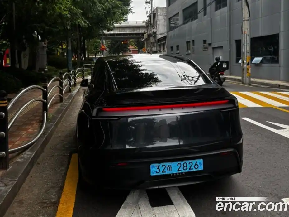 Tesla Model Y 2025 гидро, фото 4