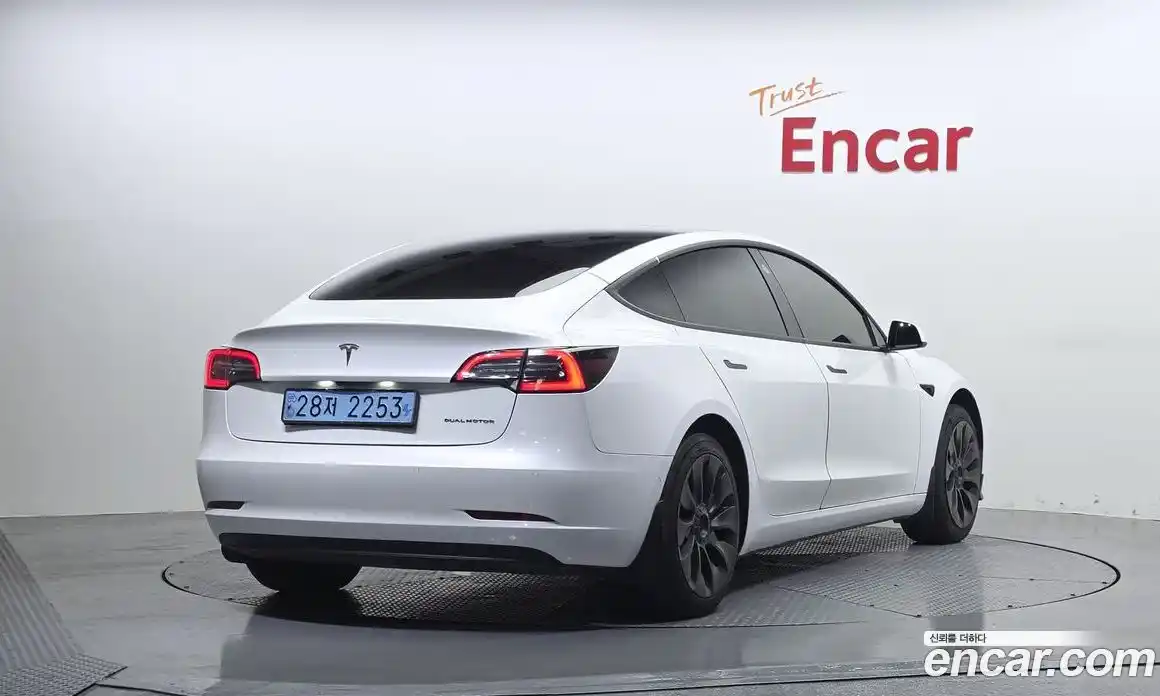 Tesla Model 3 2020 0.1 гидро, фото 2